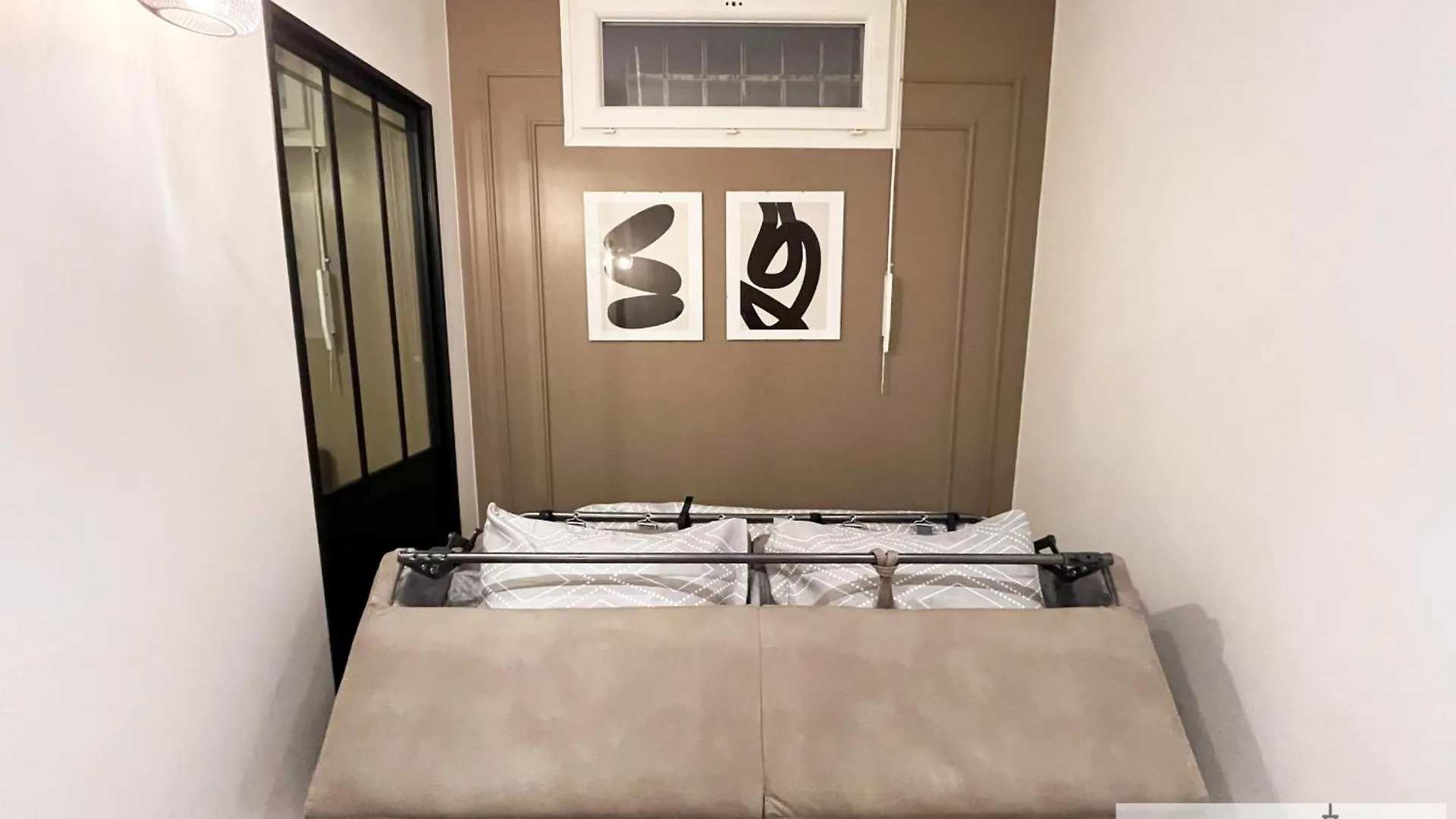Urban Flat 178 - Cosy 2 Bedroom In Center Of Parijs