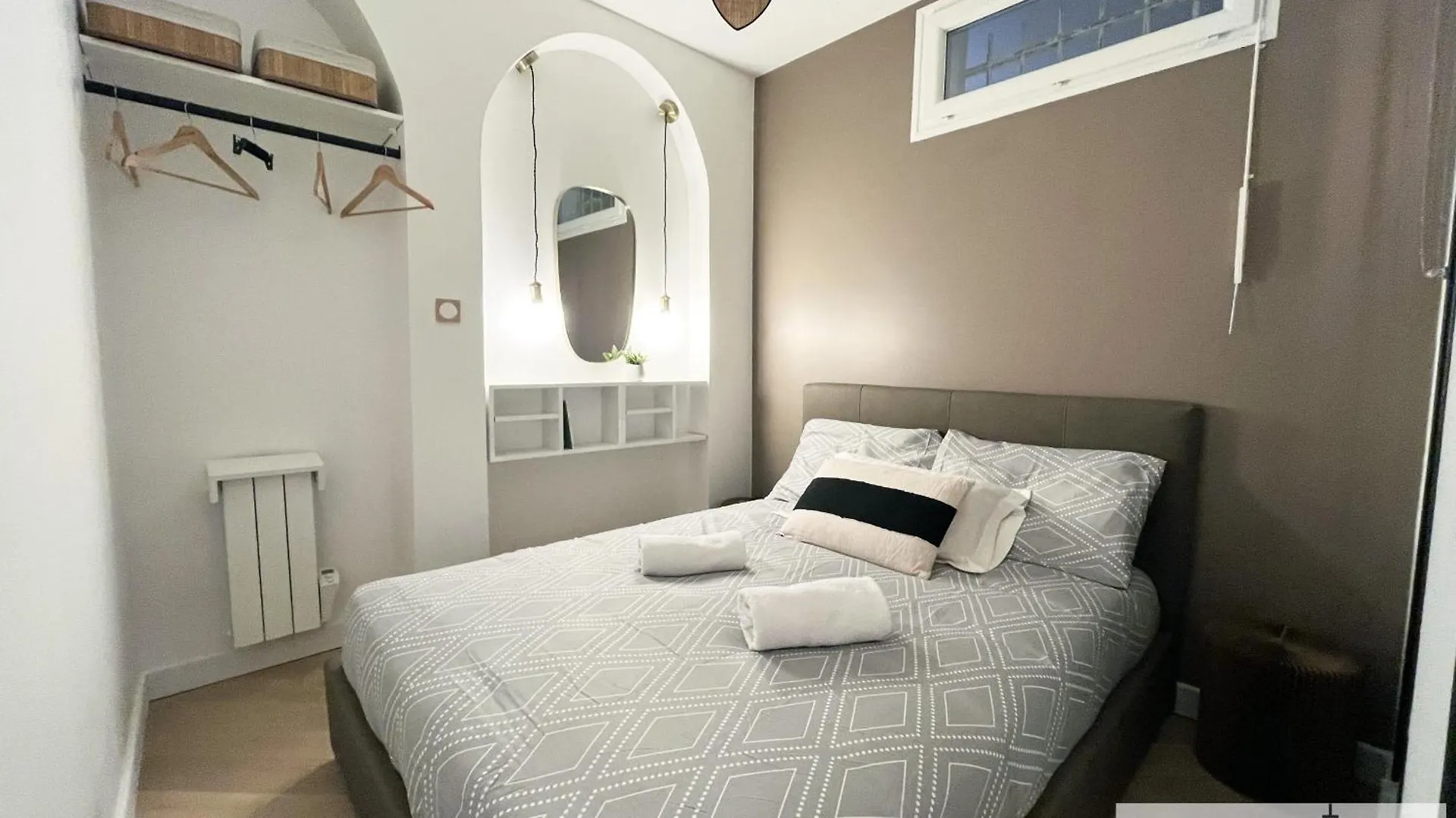 Urban Flat 178 - Cosy 2 Bedroom In Center Of Parijs 0*,