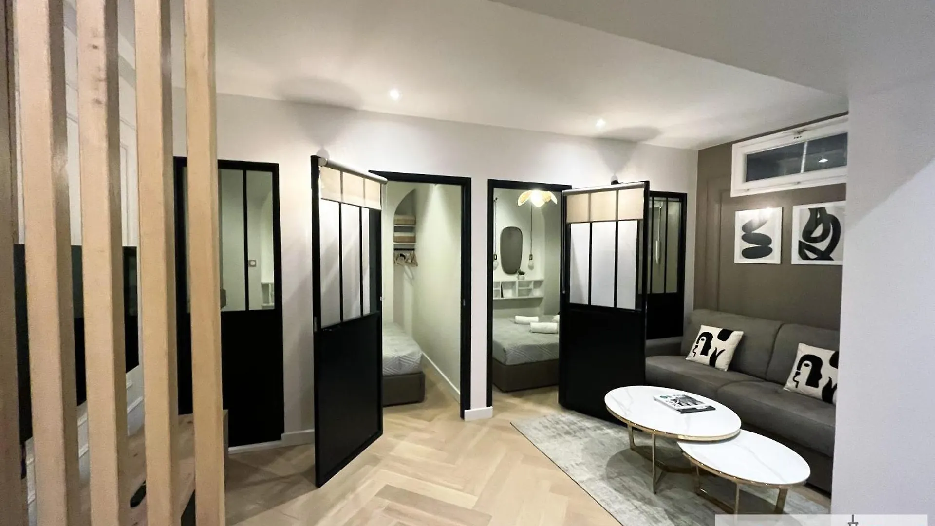 Urban Flat 178 - Cosy 2 Bedroom In Center Of Parijs 0*,