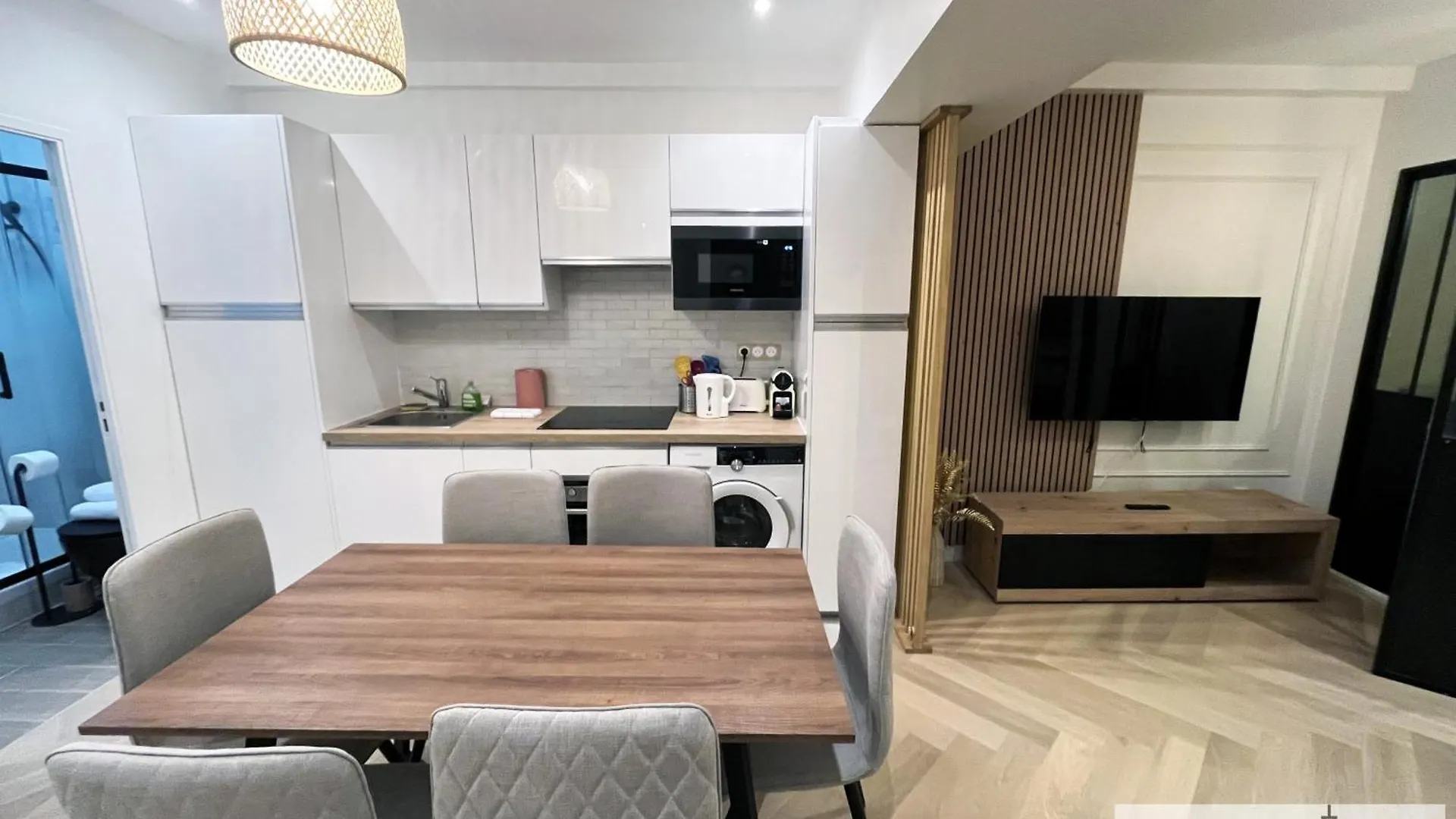 Urban Flat 178 - Cosy 2 Bedroom In Center Of París Francia
